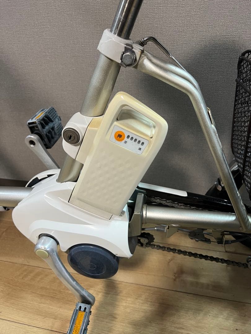 美品パナソニック電動自転車、バッテリー12.0Ah
