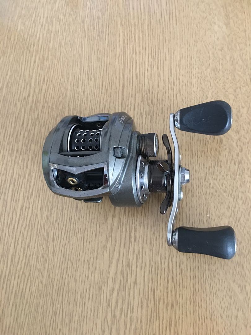 七*氏様 アブガルシア REVO LT-L 7.1:1 左巻き　ベイトフィネス