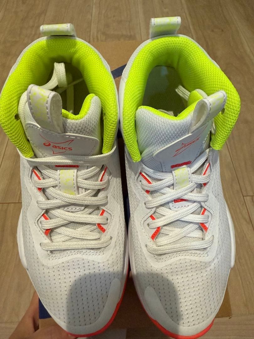 asics NOVA SURGE 3 GS 23.5cm バッシュ