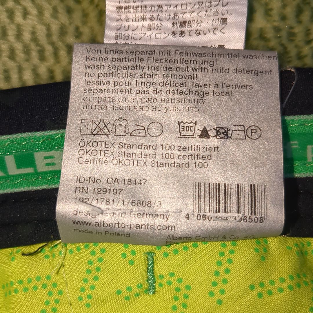 【極美品】O アルベルト ゴルフパンツ 総柄 スリムフィット 52