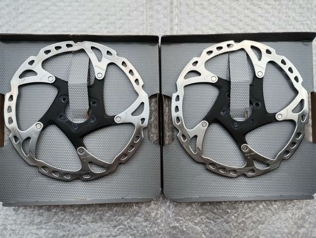 SHIMANO SM-RT76 ディスクブレーキローター 180mm