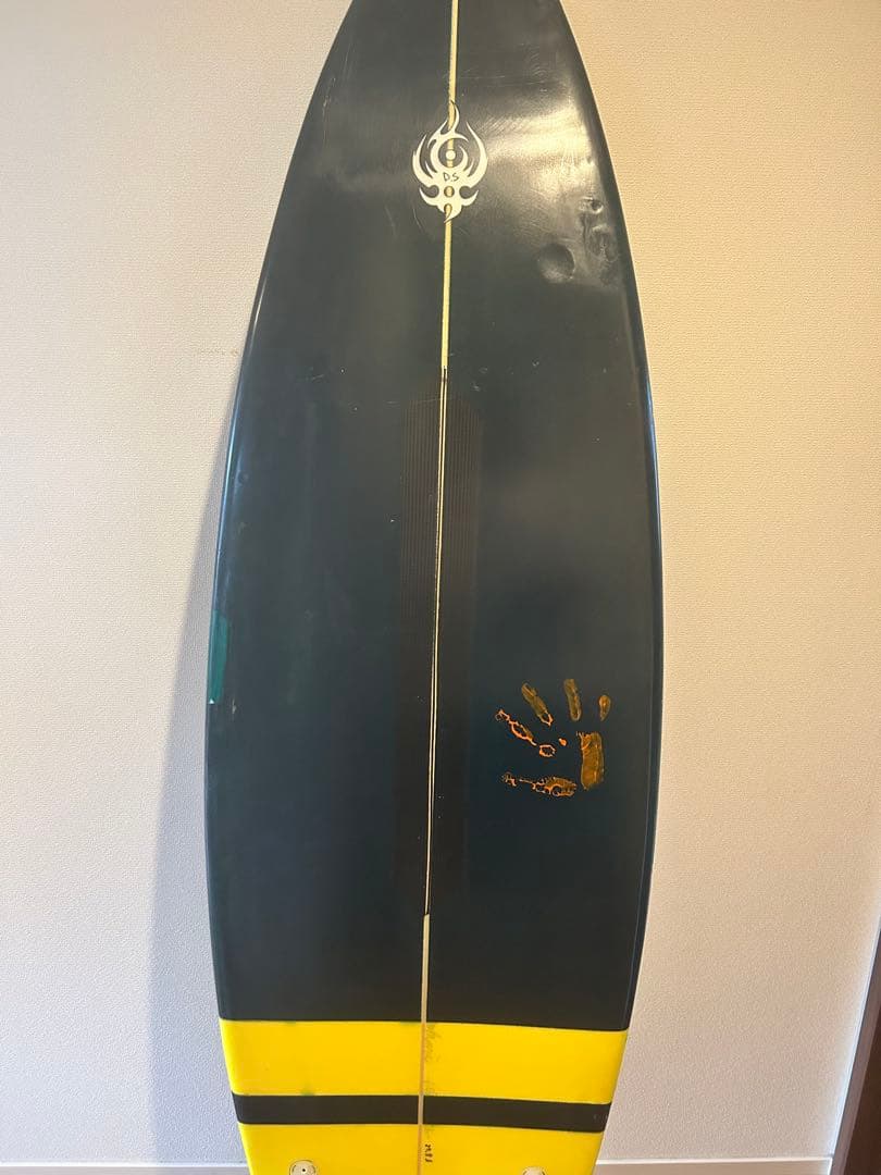 サーフボード 6'0\" ブラック イエロー