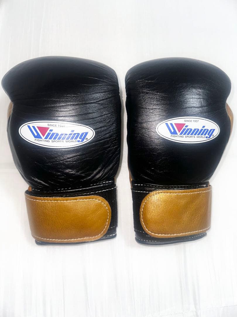 winning ウイニング ボクシンググローブ 8oz 黒/金 MS-200B