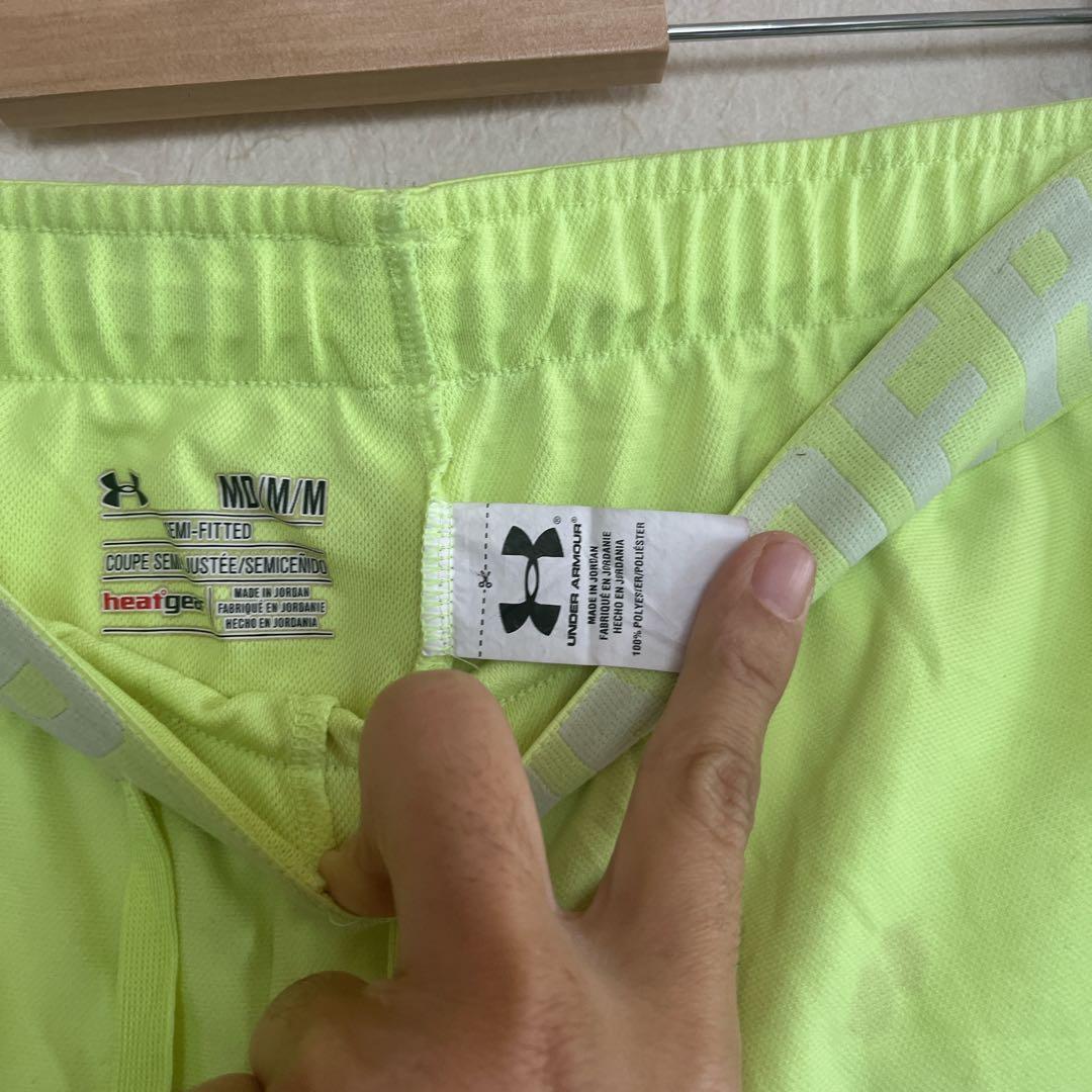 Under Armour HeatGear イエロー M ショートパンツ