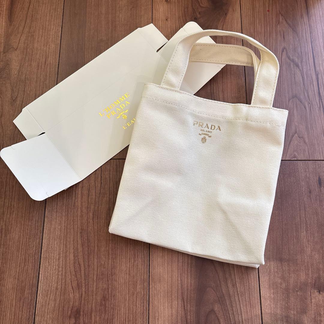 PRADA トートバッグ　正規ノベルティ　非売品