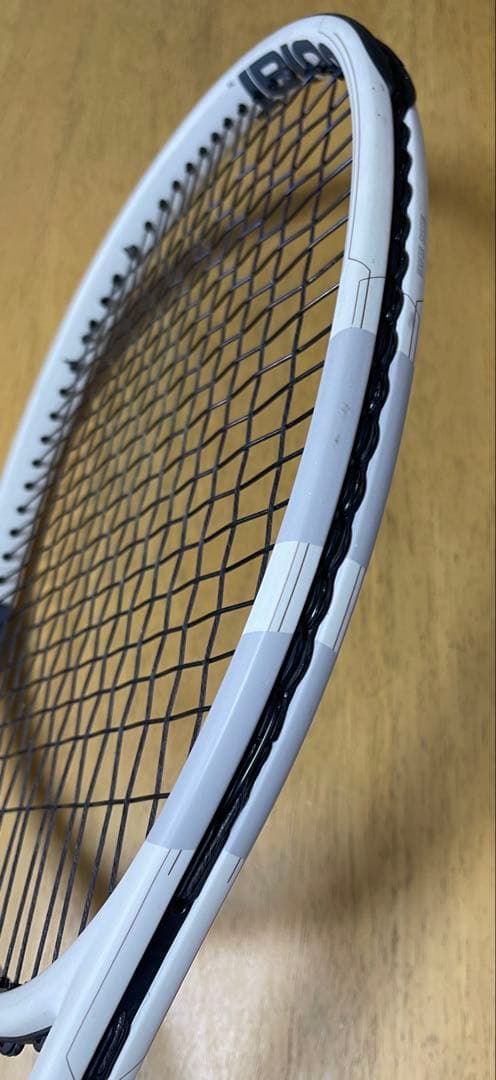 美品　Babolat Pure Strike VS バボラ　ピュアストライクVS