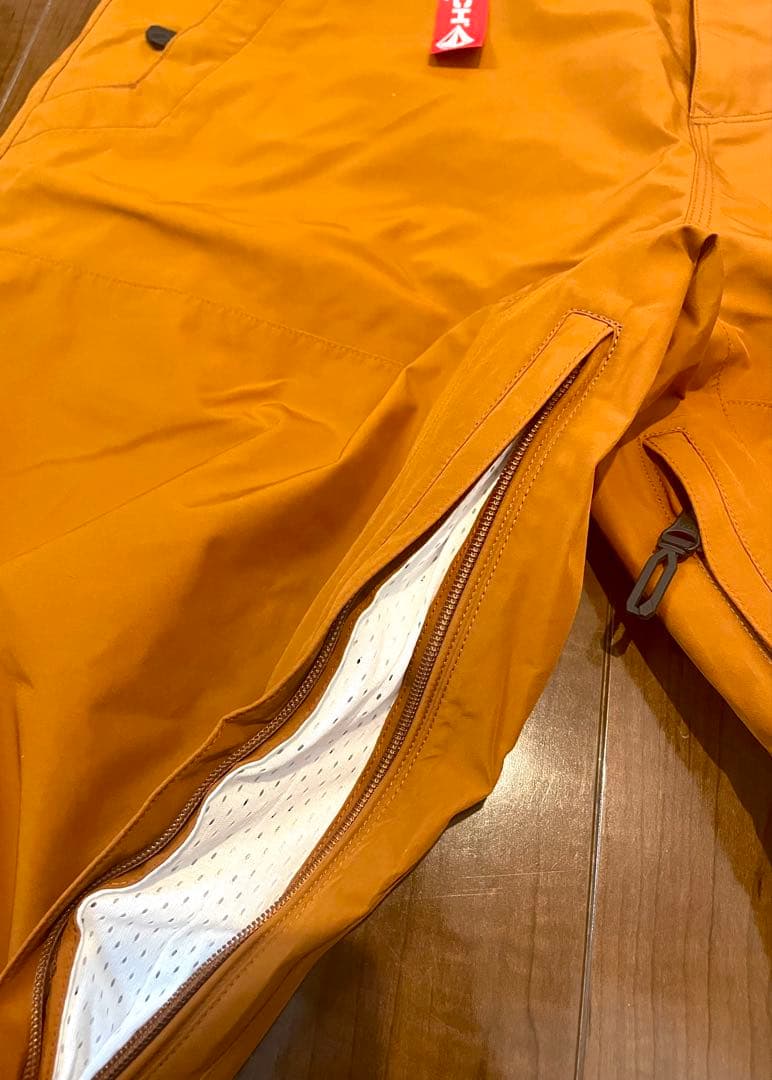 新品 Volcom Gore-Tex スノーパンツ L ゴアテックス ボルコム