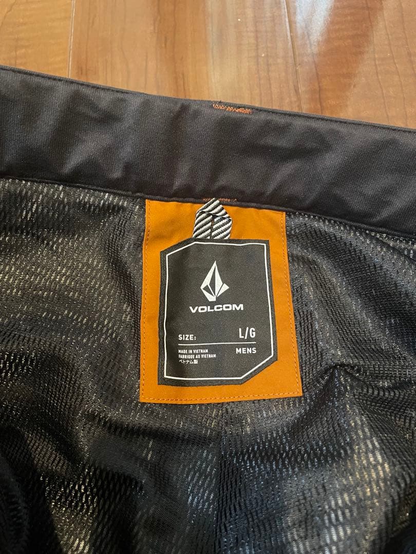 新品 Volcom Gore-Tex スノーパンツ L ゴアテックス ボルコム