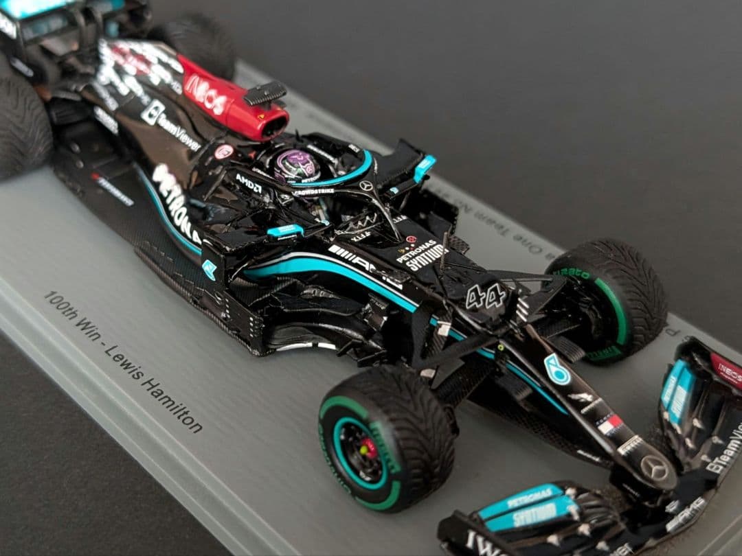 スパーク 1/43 メルセデス W12E ハミルトン 2021 通算100勝