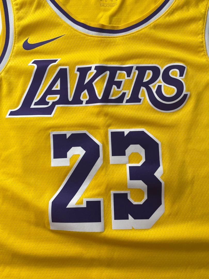LAKERSレプリカユニフォーム　レブロンジェームス