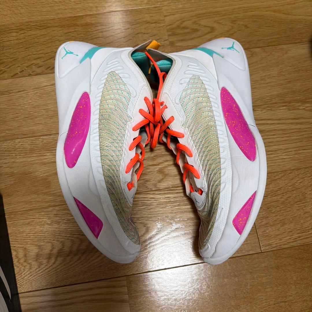 Jordan LUKA1ホワイト/マルチカラー