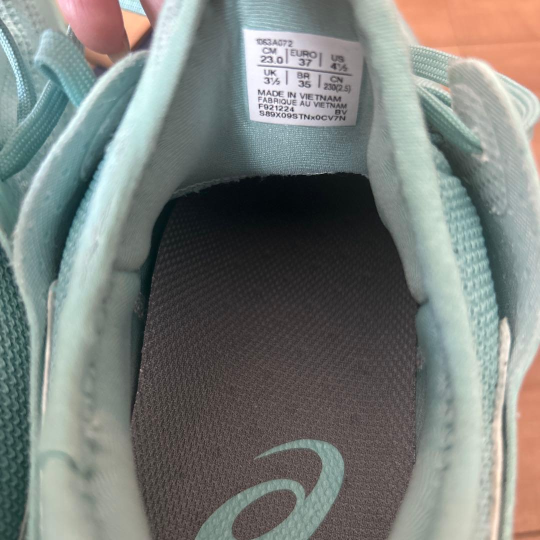 asics バッシュ　グライドノバ　FF3 23センチ　美品