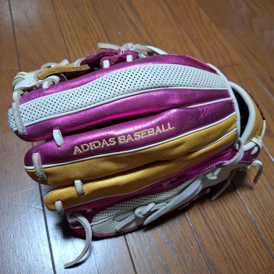 【激レア】アディダス 軟式グローブ　右投げ　メタリックピンク　ゴールド