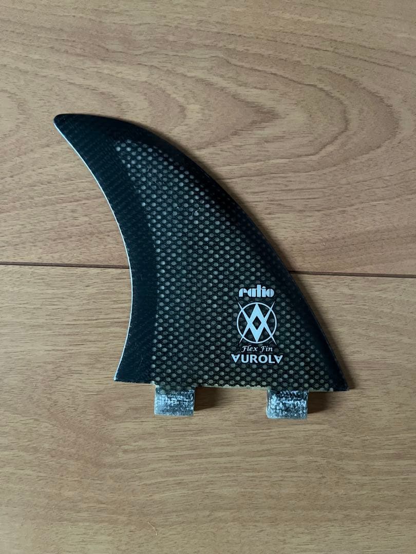 FCSクワッドフィンオーロラフィン　AUROLA Luvsurf 4枚セット