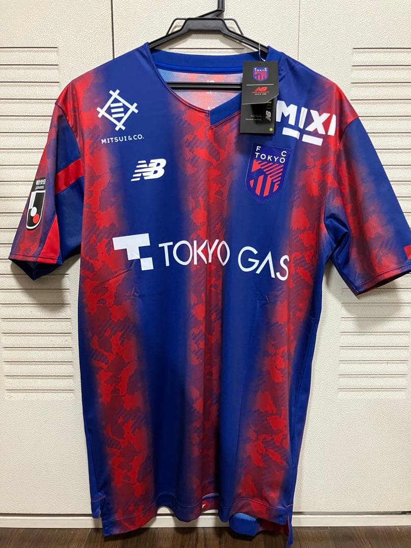 【新品未使用品】 FC東京 1stユニフォーム 荒木遼太郎 直筆サイン入り☆