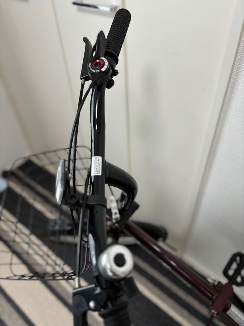 多摩市直　折り畳み自転車変速付20インチ　ワインレッド&ブラック