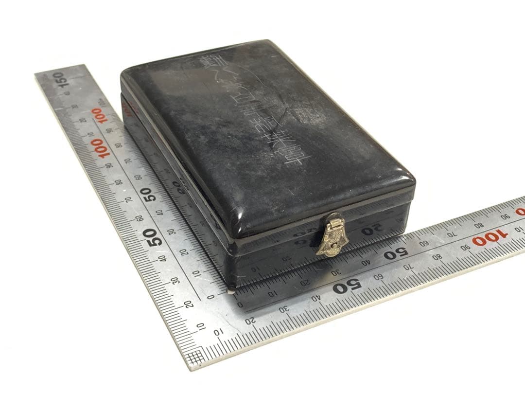 勲八等白色桐葉章　勲章　銀製品　silver ケース付き