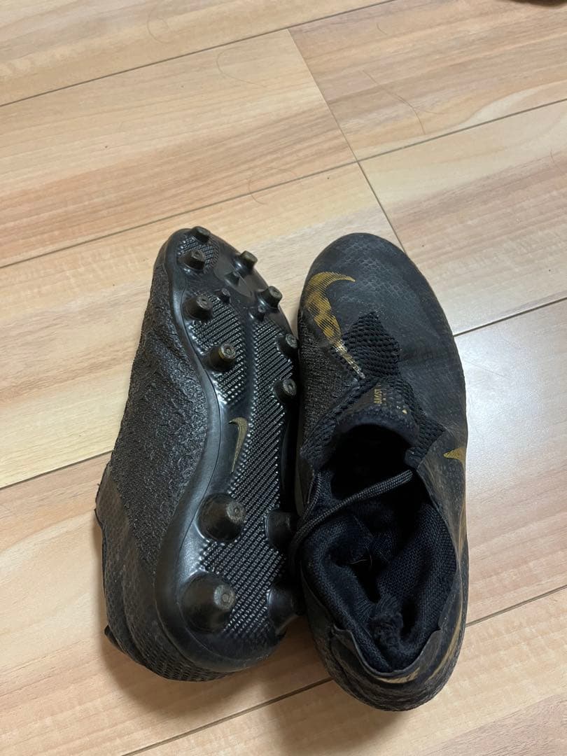 ナイキサッカースパイクファントム