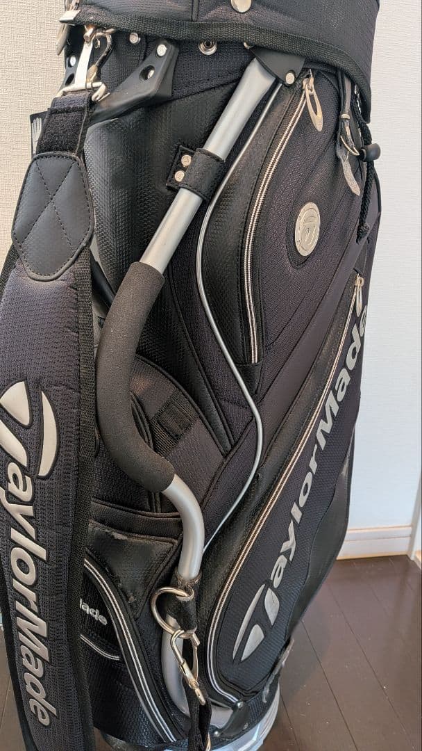 TaylorMade ブラック キャディバッグパイプフレームCB101