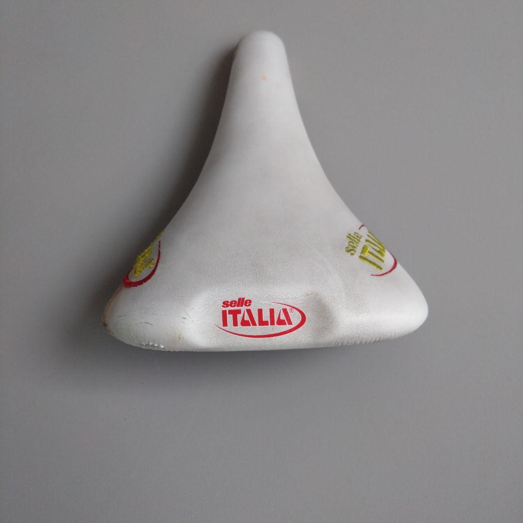 Selle Italia1990embroideryピストNJS競輪サドル中古
