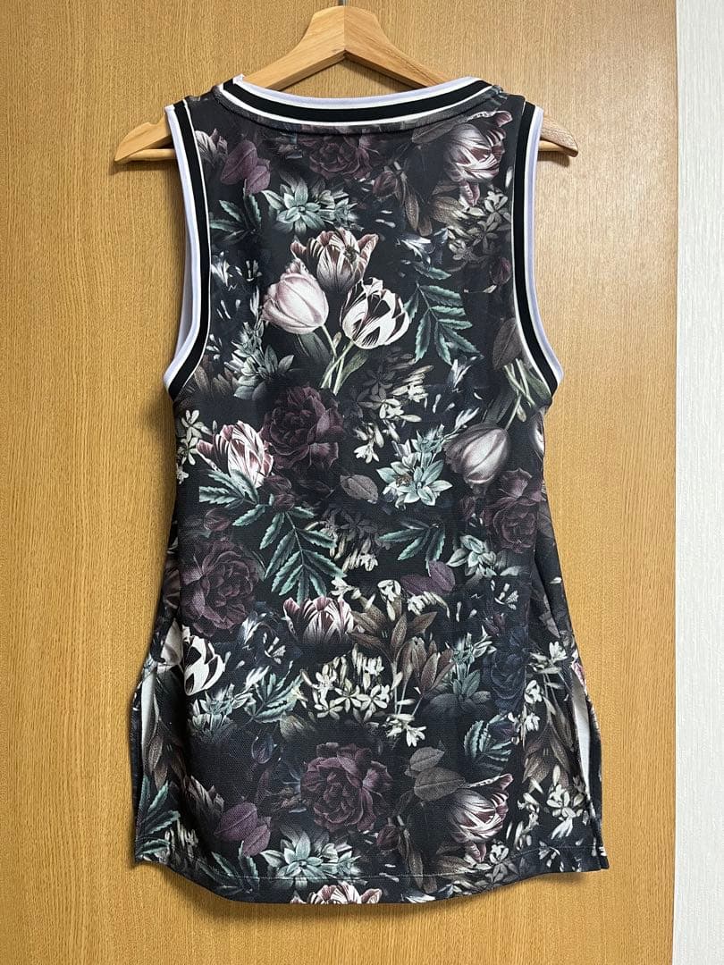 Nike DRI-FIT テニスウェア　ワンピース フローラル　花柄