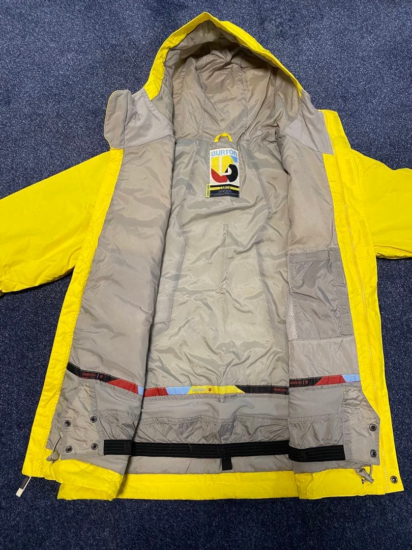 BURTON フード付きジャケット イエロー