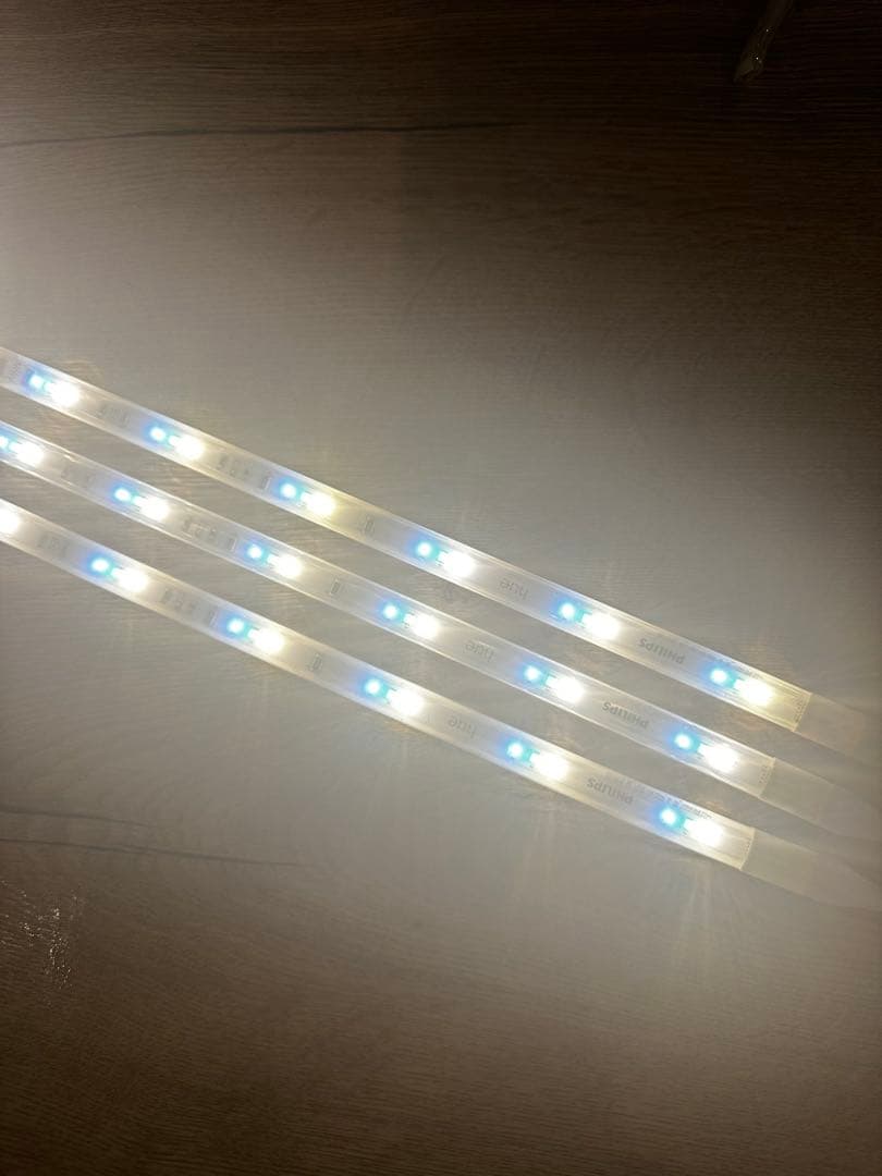 Philips Hue ライトリボンプラス 3本＋延長 計7m Alexa対応