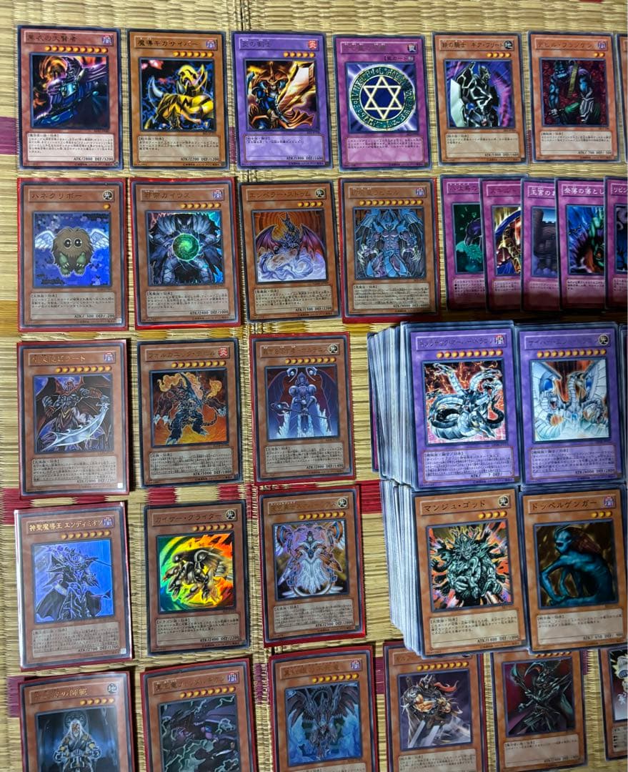 【まとめ売り】約1500枚 遊戯王 1〜12期(2011.03以前カード多数)