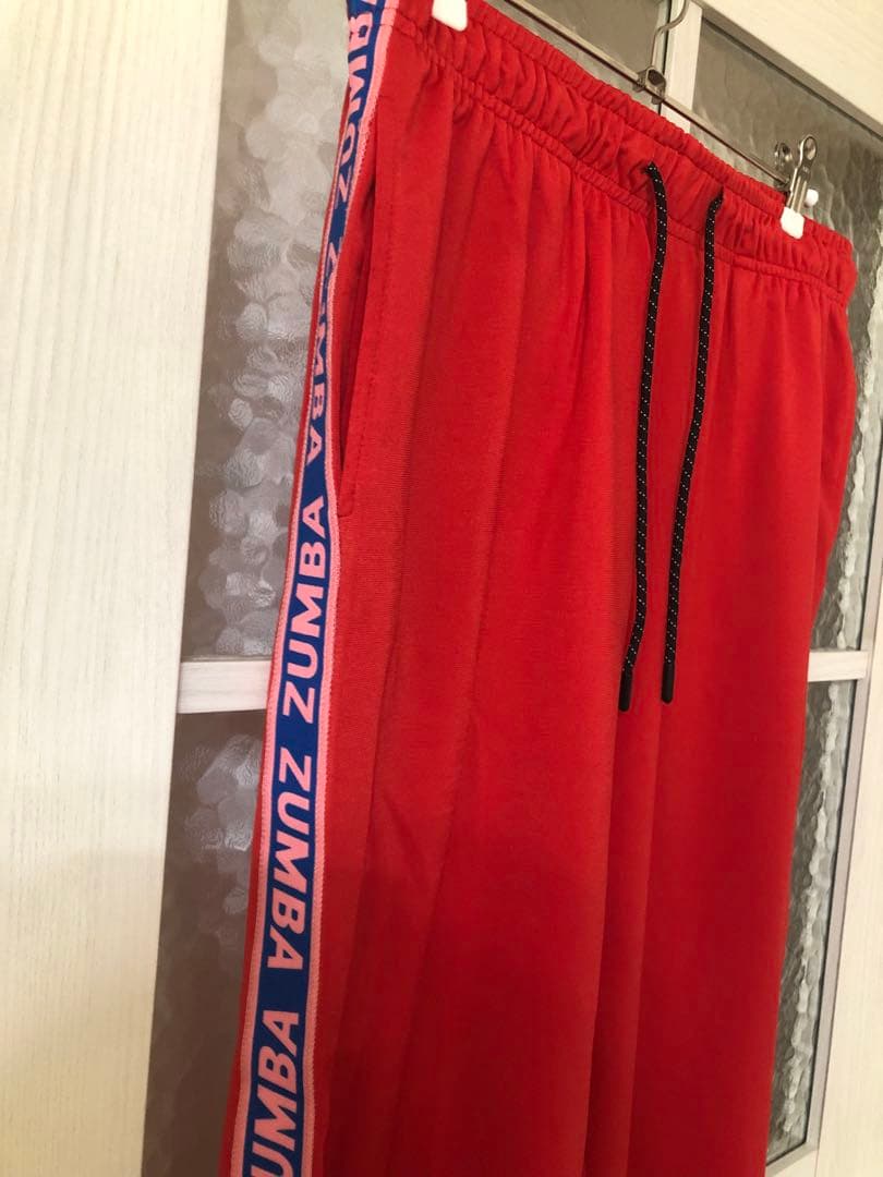 ZUMBA パンツ ズボン レッド Mサイズ　正規品