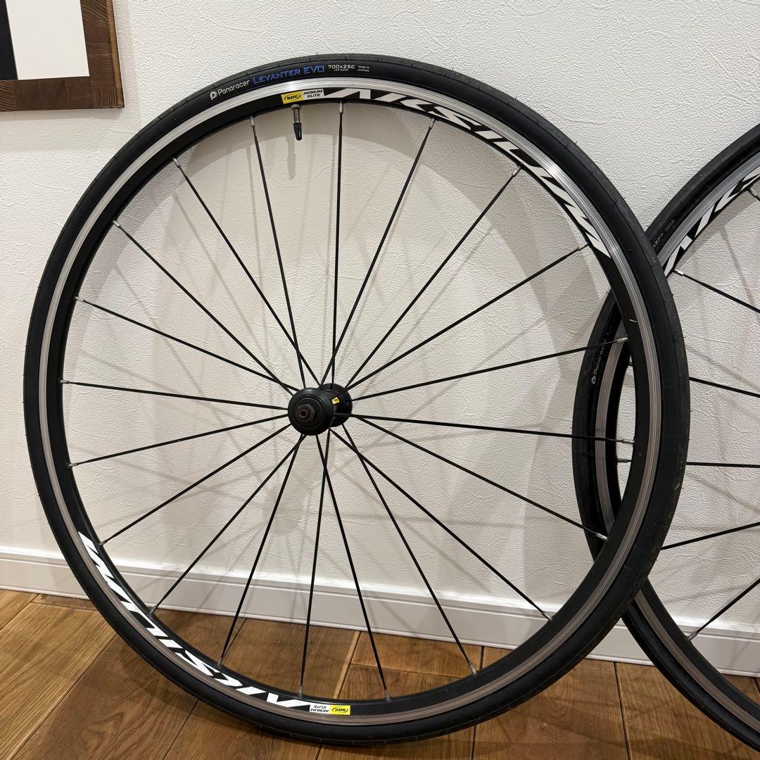 MAVIC AKSIUM 完組ホイール 700C アルテグラ 11S スプロケ
