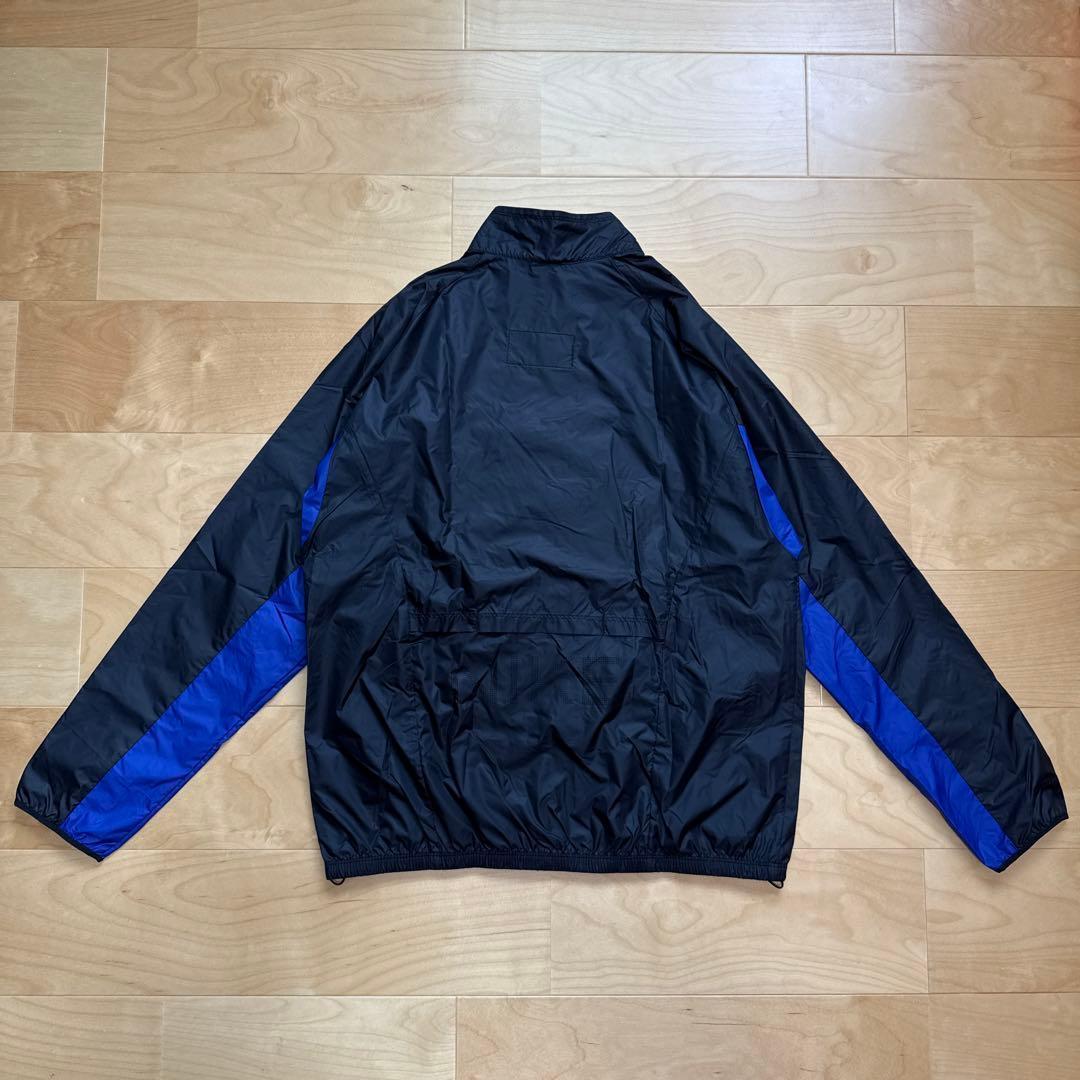 NIKE ランニングジャケット　ウィンドブレーカー　軽量　黒青ブラック　XL新品