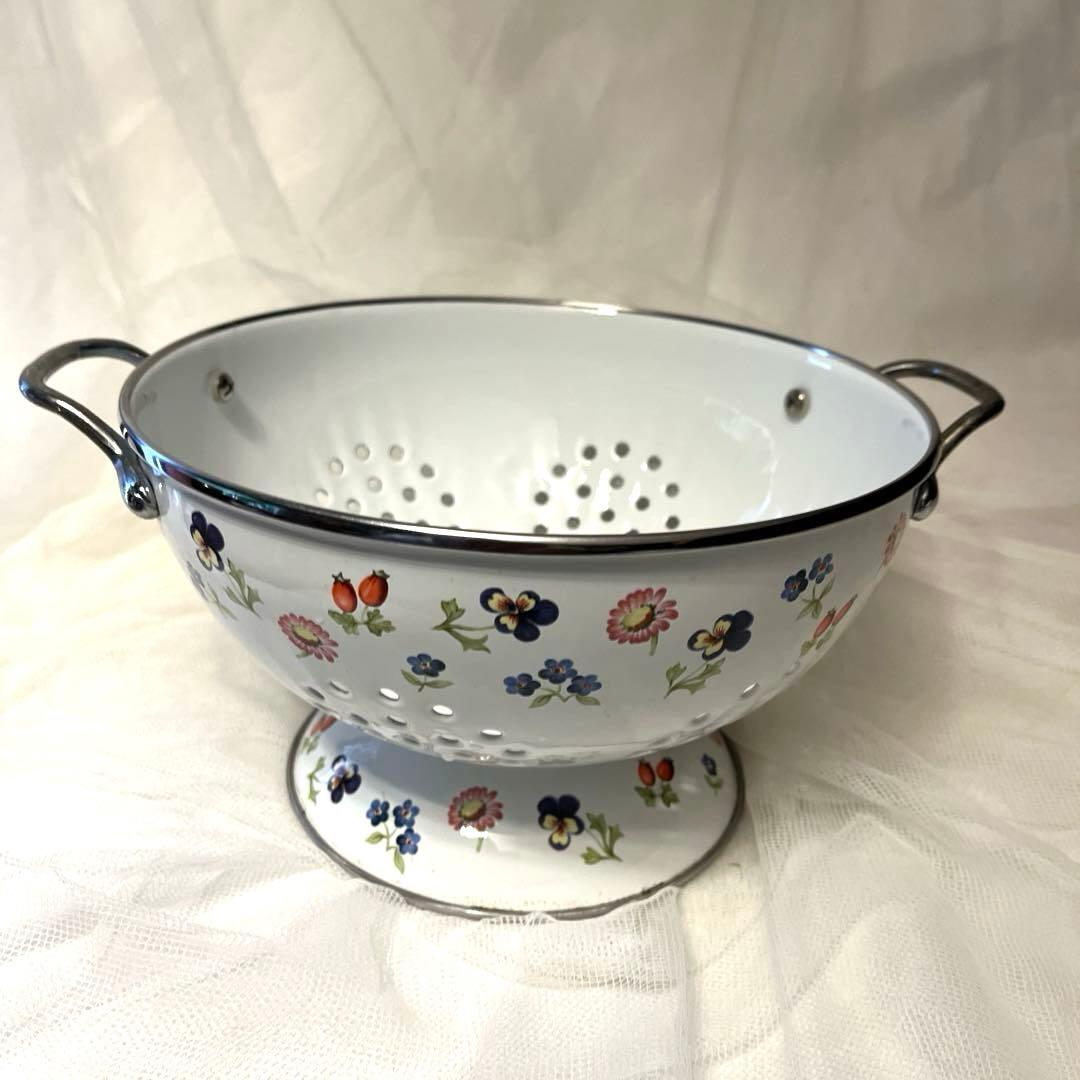 ビレロイ＆ボッホ　Villeroy & Boch 水切りボウル　ケトル