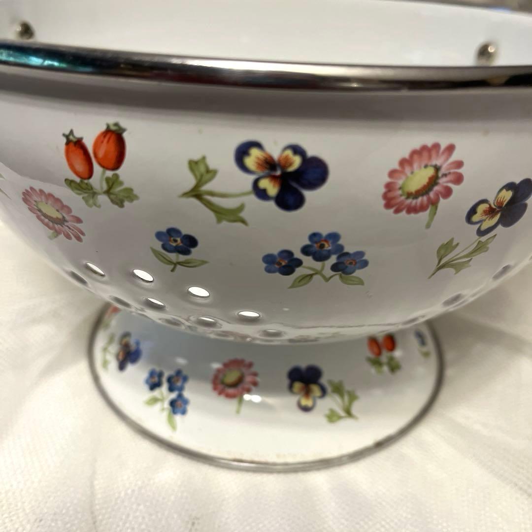 ビレロイ＆ボッホ　Villeroy & Boch 水切りボウル　ケトル