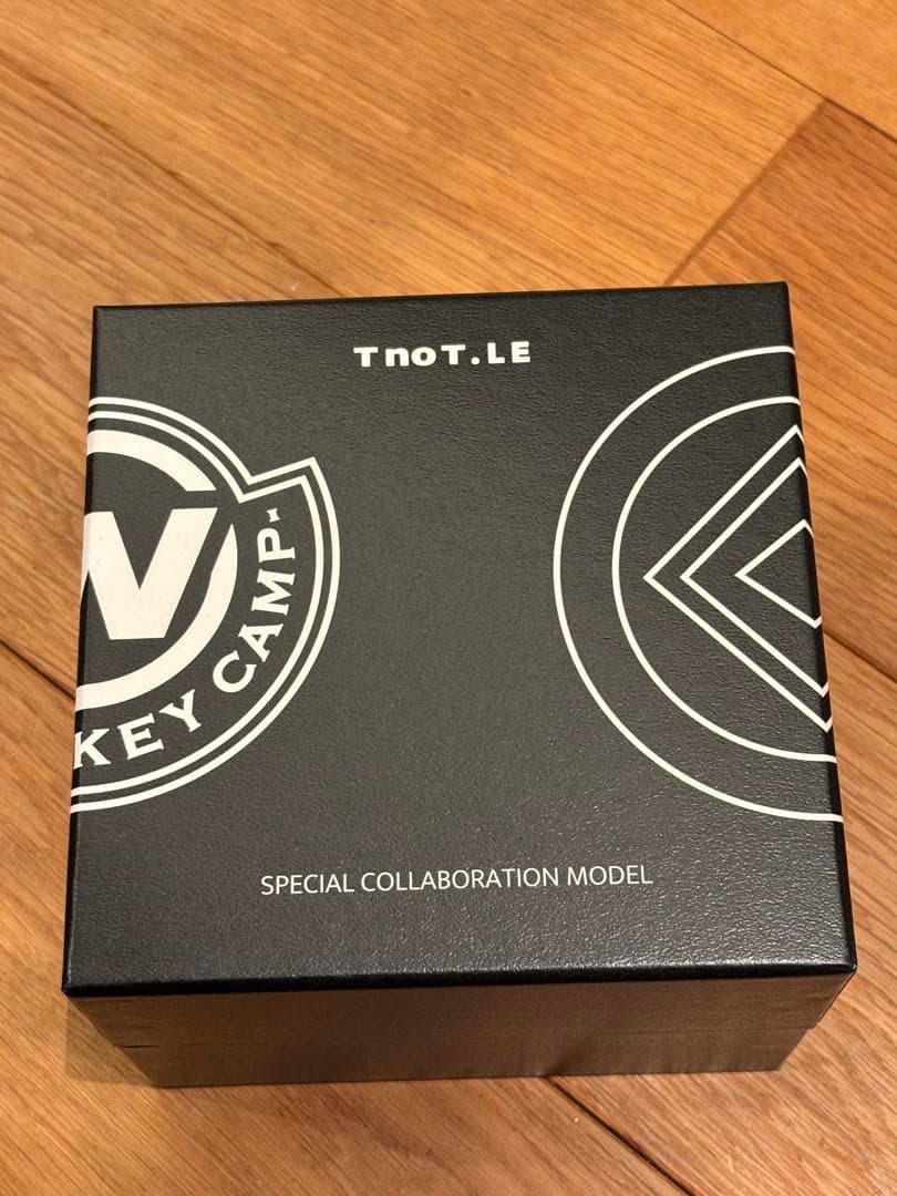 ウォンキーキャンプ　T NOT T.LE valo shade