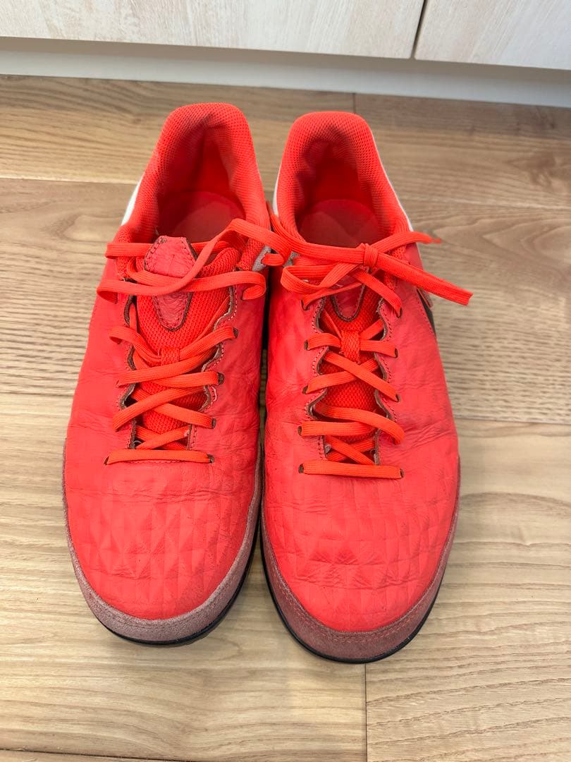 Nike フットサルシューズ ティエンポ レジェンド 8 アカデミーIC