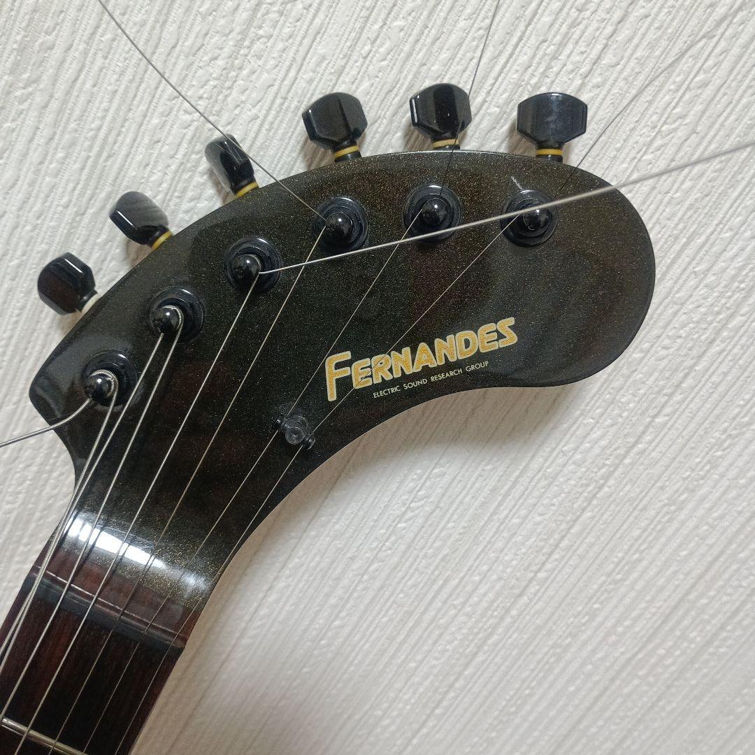 進化型FERNANDES ZO-3芸達者音色切替で目玉が赤～青色ヘッドフォン可能