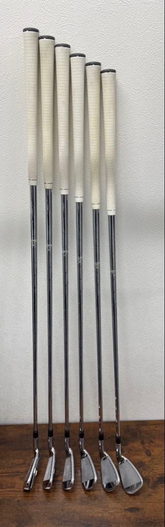 「レフティ」アイアンセット 5-9 P テーラーメイド　R11 6本セット