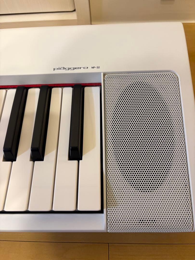 ヤマハYAMAHA piaggero NP-32 ホワイト スタンド・保証書付き