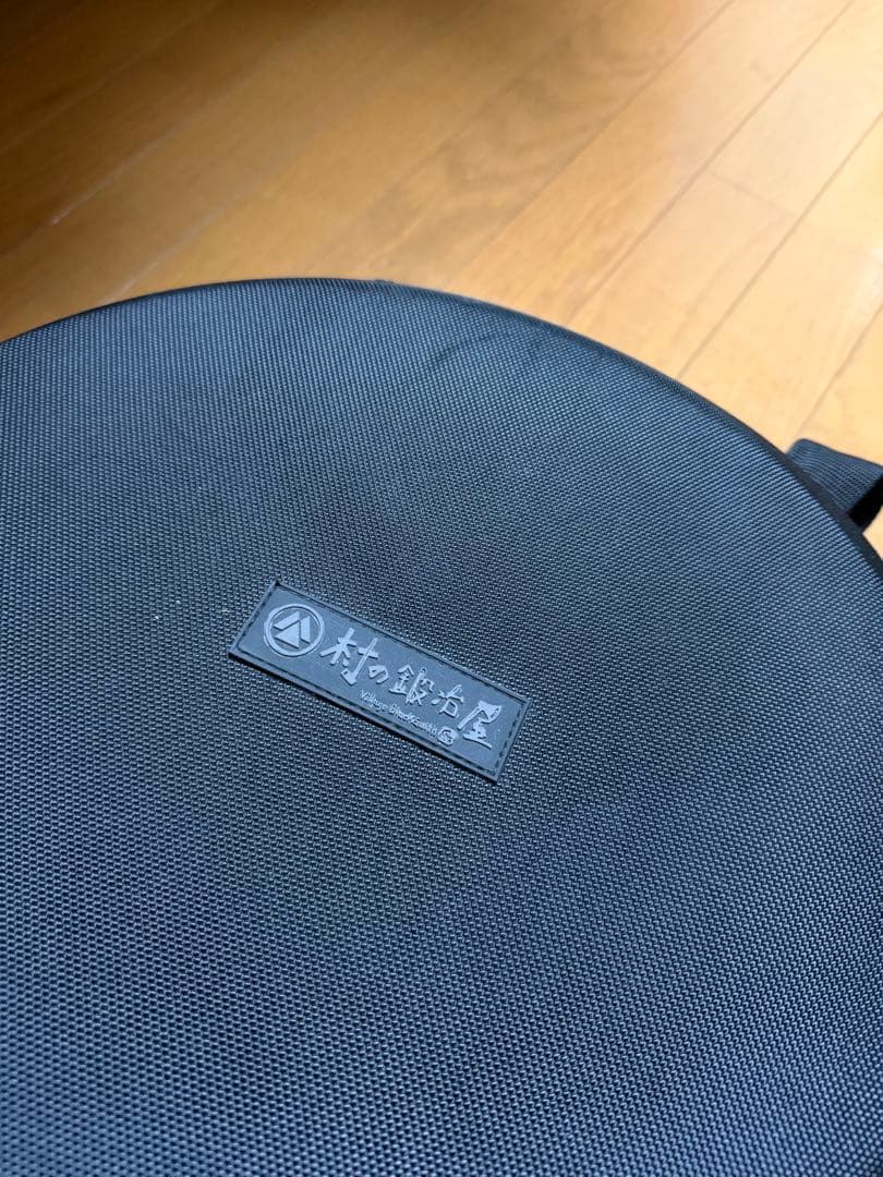 【村の鍛冶屋】ダッチオーブン10インチ“取っ手 ケースセット\"※3回使いました