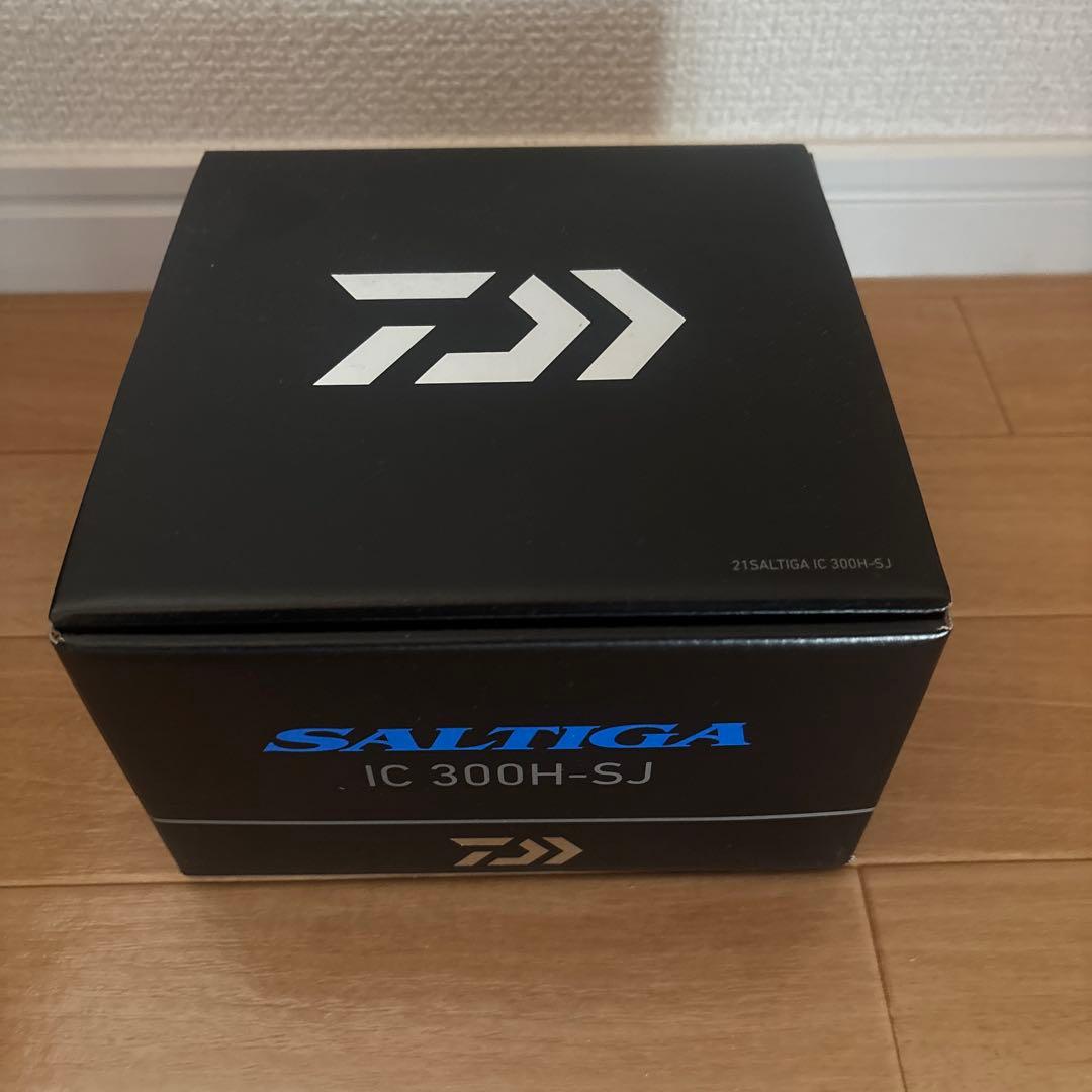 ダイワ ベイトリール 21ソルティガIC 300H-SJ (右巻)