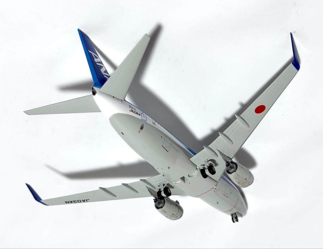 全日空商事 1/200 B737-700 ANA NH20020