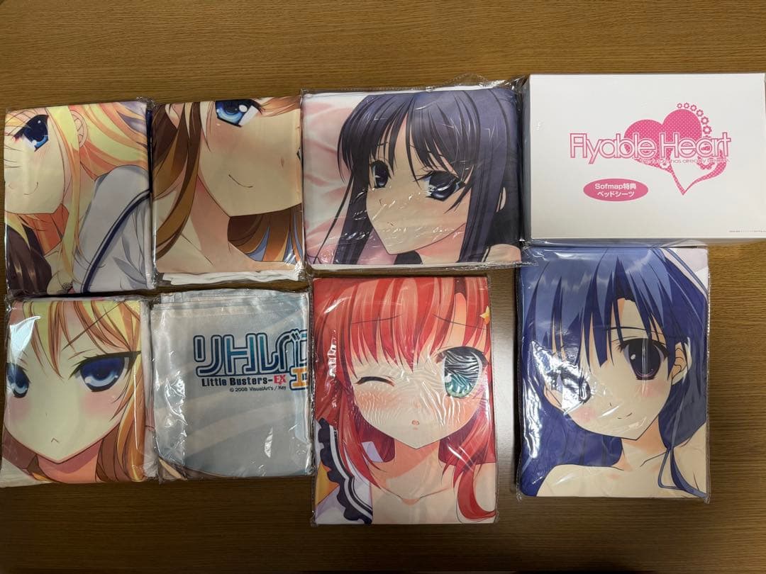 【未開封品】　ソフマップ特典　ベッドシーツ　16点セット