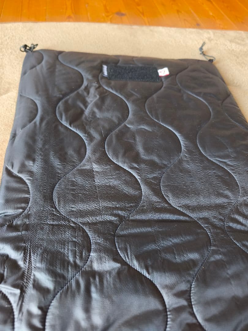 Ballistics CHAIR QUILT チェアキルト プリマロフト 防寒