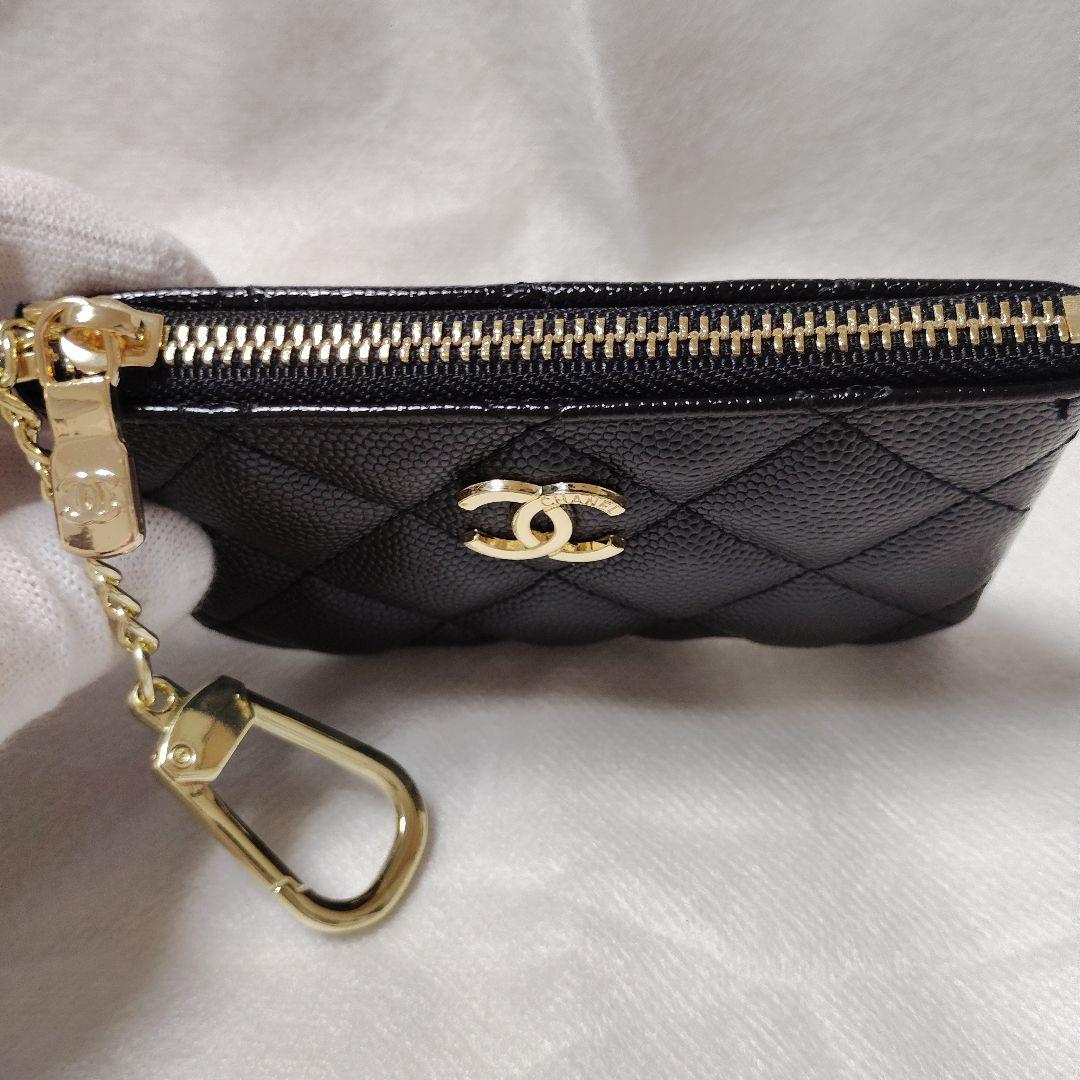 CHANEL ノベルティ　ブラック レザー ポーチ