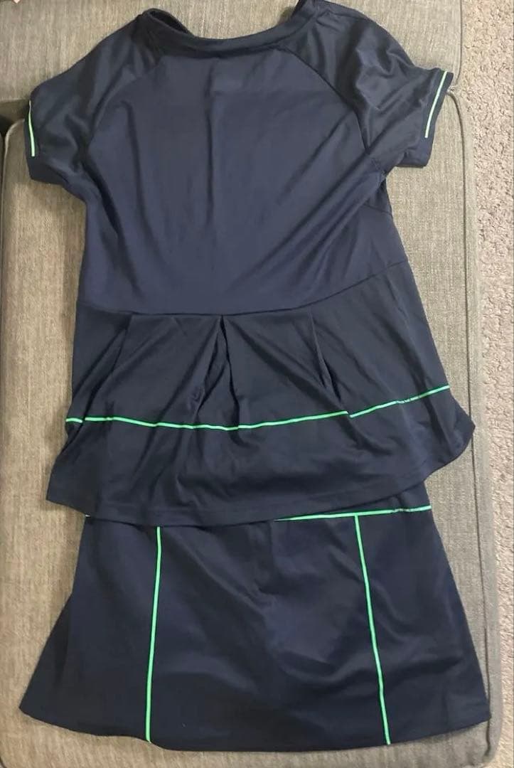 adidas 新品テニスウェア