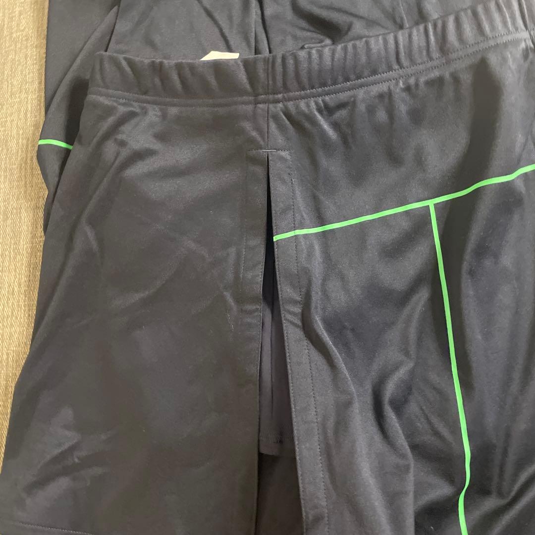 adidas 新品テニスウェア