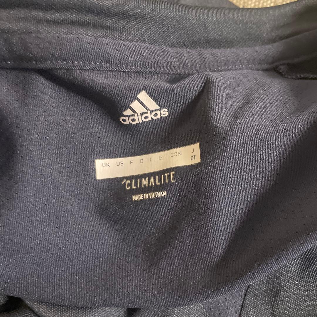 adidas 新品テニスウェア