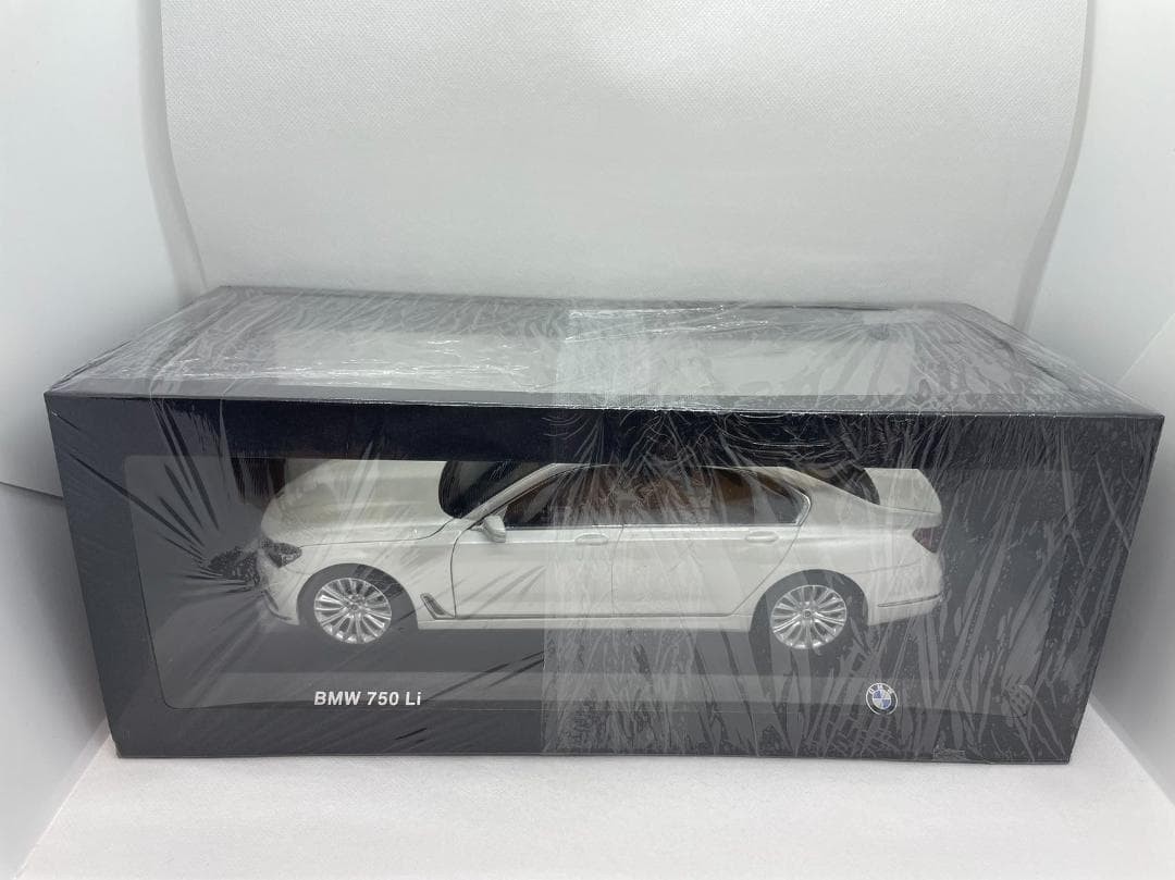 特注 1/18  750Li ホワイト