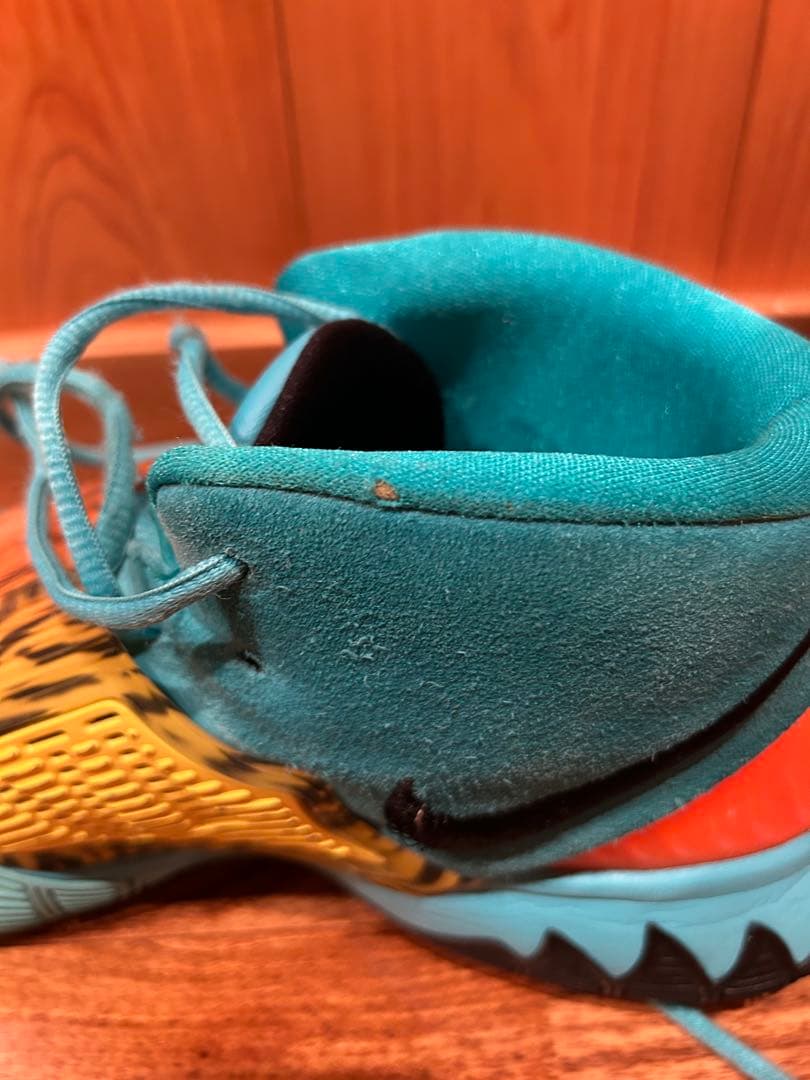 Nike Kyrie 6バスケットシューズ