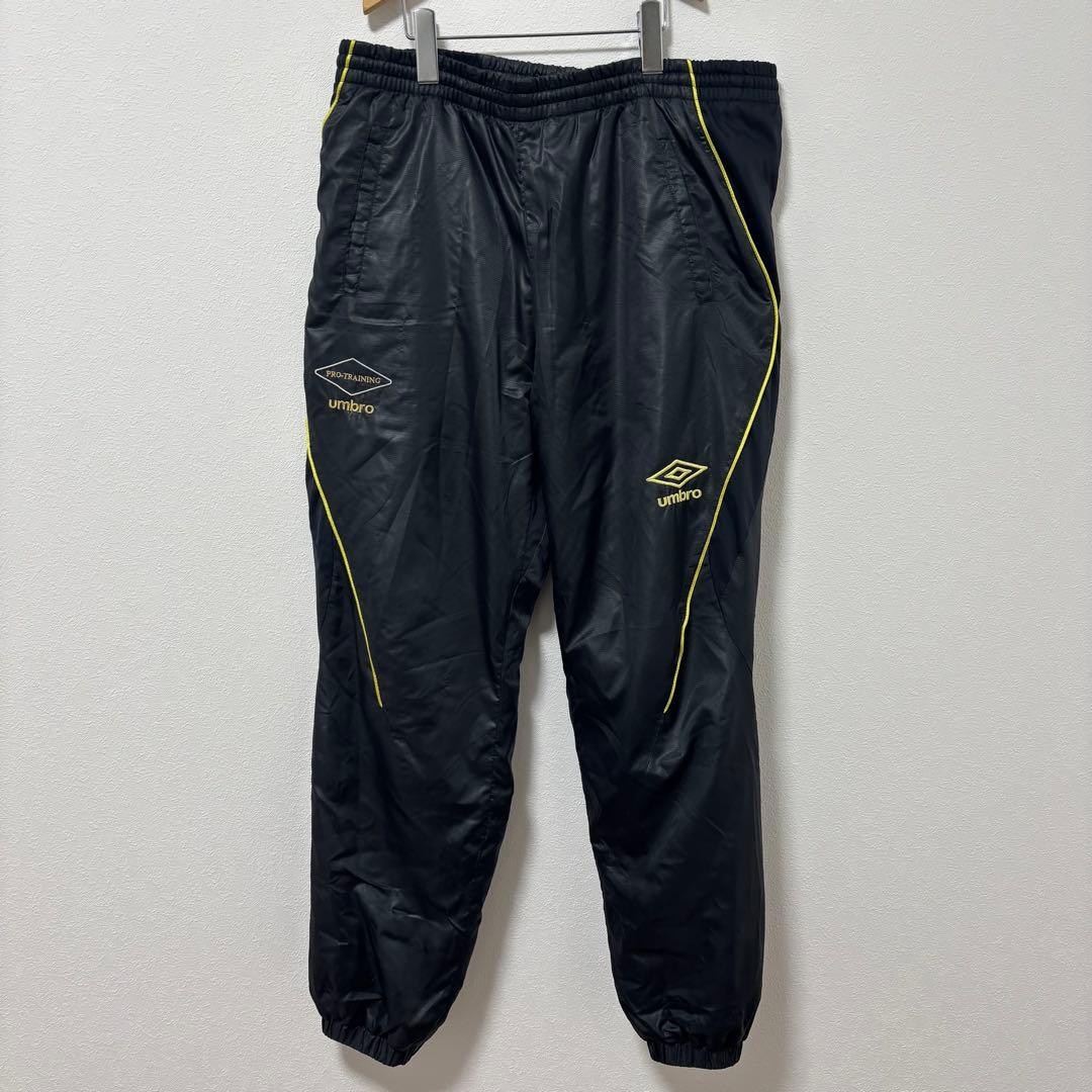 UMBRO アンブロ　中綿　ナイロンセットアップ　上下　レッド　L